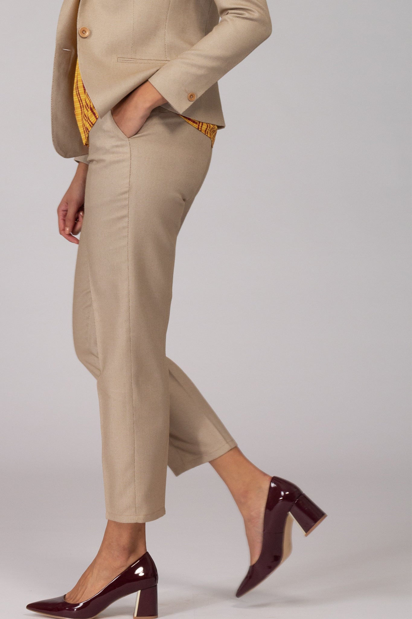 Van Heusen Woman Trousers  Leggings Van Heusen Beige Trousers for Women  at Vanheusenindiacom