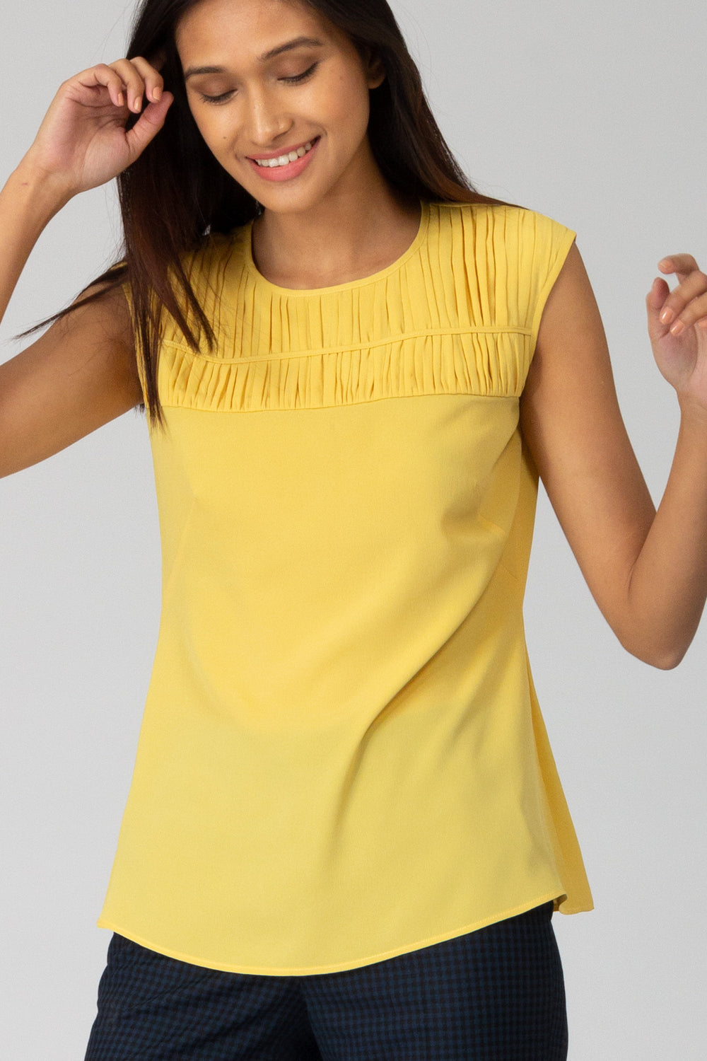 Limon Smocked Flowy top