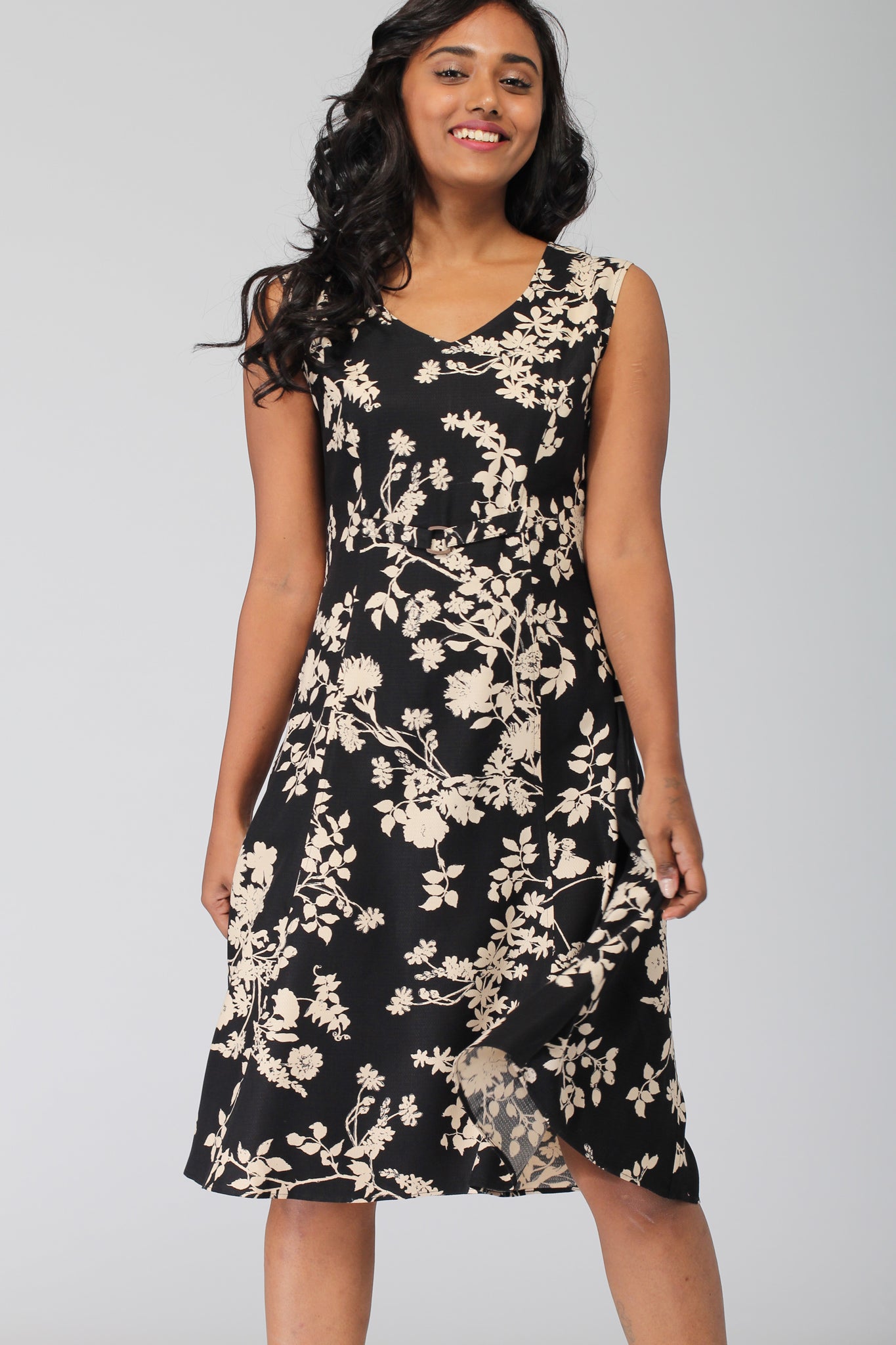 A line Dress in floral print | Intermod Workwear A line Dress in floral print | Intermod Workwear