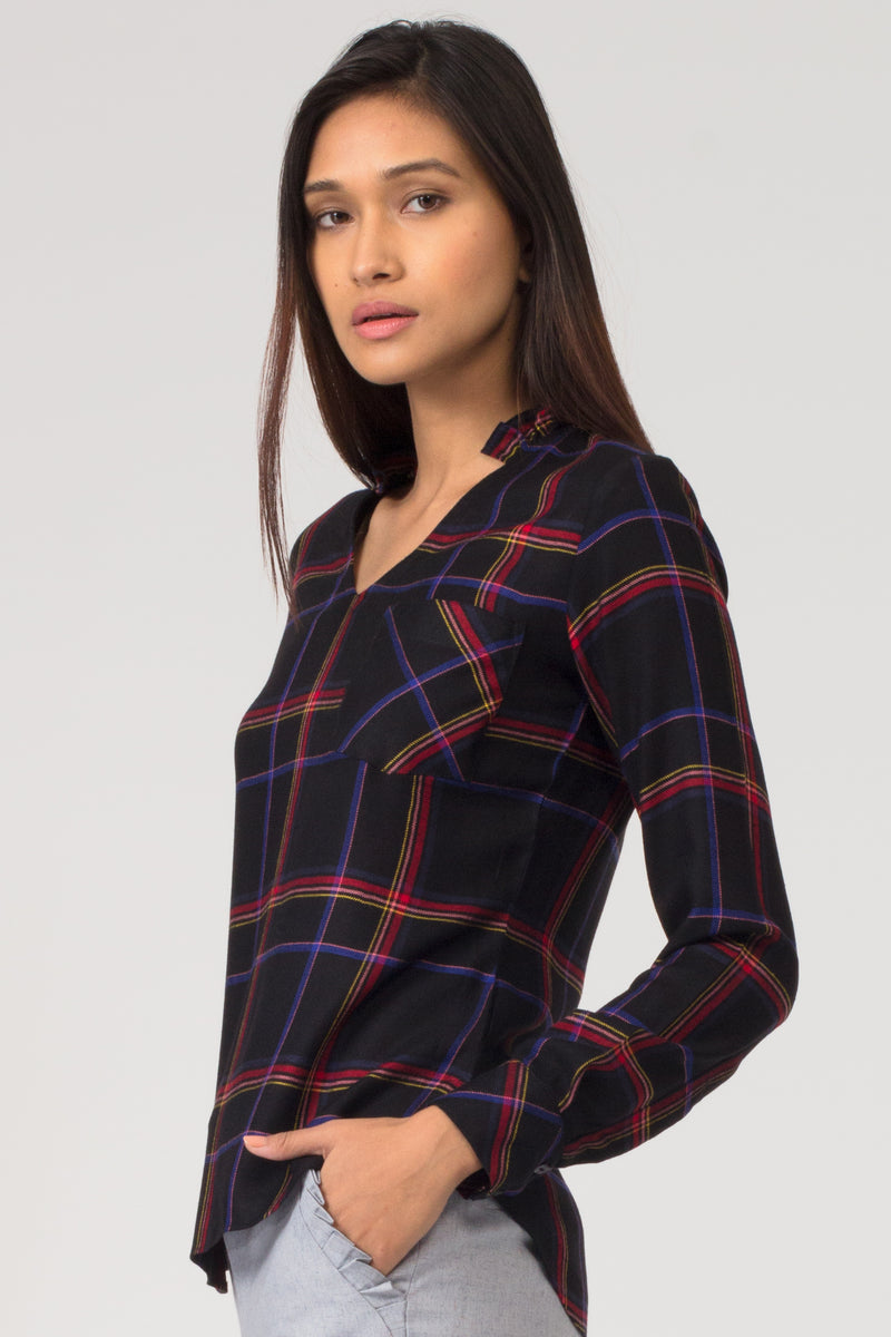 Blackburn ruffle collar top